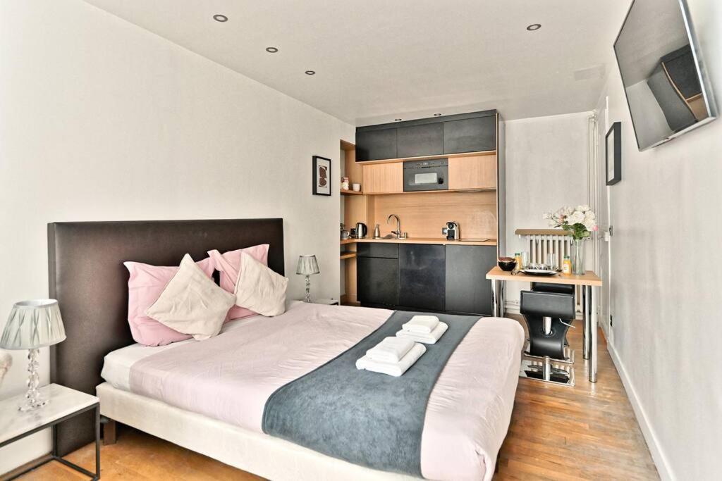 Appartement Agreable Proche Galerie Lafayette - Ii Parijs