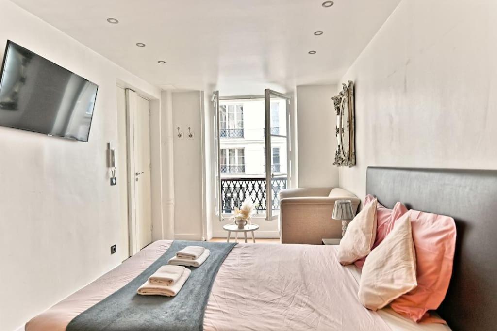 Appartement Agreable Proche Galerie Lafayette - Ii Parijs